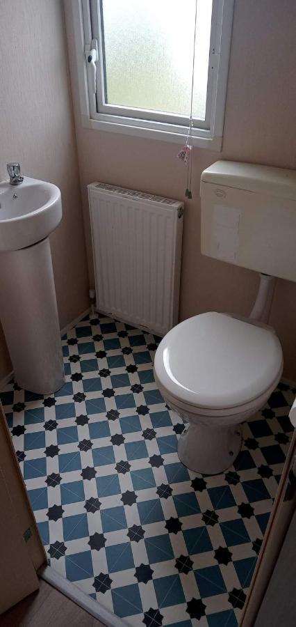 Caledonian Caravan Jaywick Sands Экстерьер фото