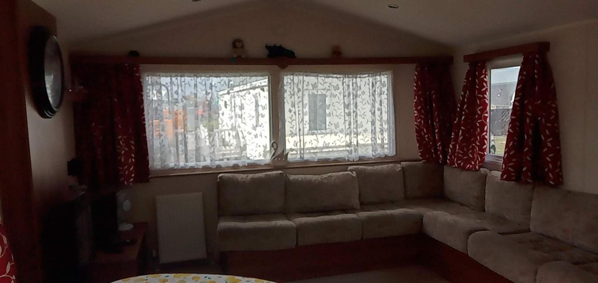 Caledonian Caravan Jaywick Sands Экстерьер фото