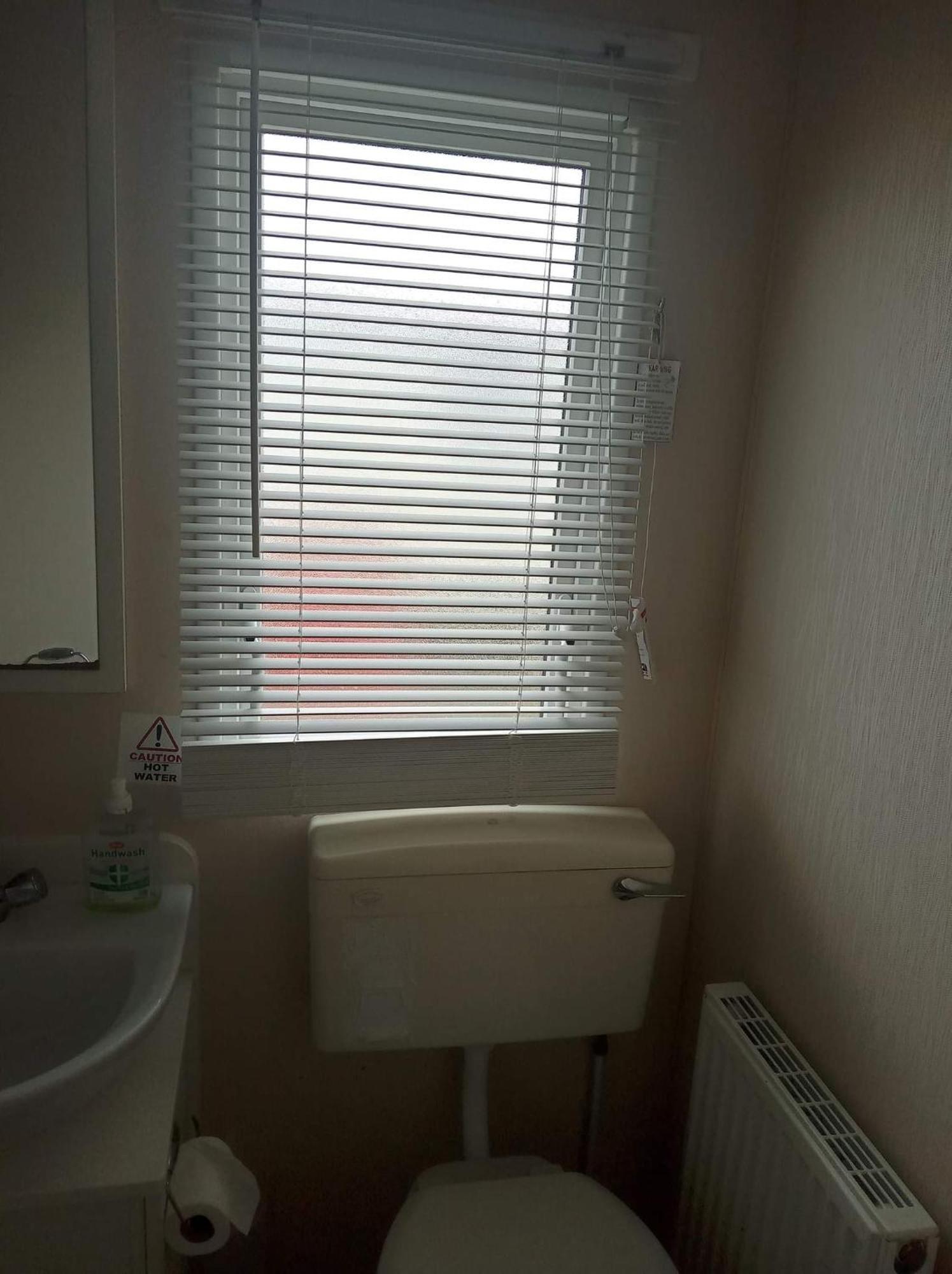 Caledonian Caravan Jaywick Sands Экстерьер фото